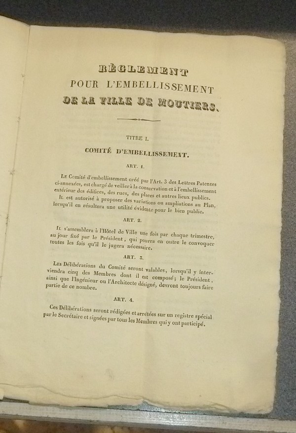 Lettres Patentes par lesquelles sa Majesté établit un comité d'embellissement pour la Ville de Moutiers et approuve le PLan et Règlement relatifs à la dite ville. En date du 21 mars 1835