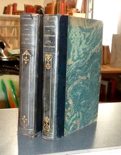 En marge des vieux livres. Contes. Première et deuxième série (2 volumes)