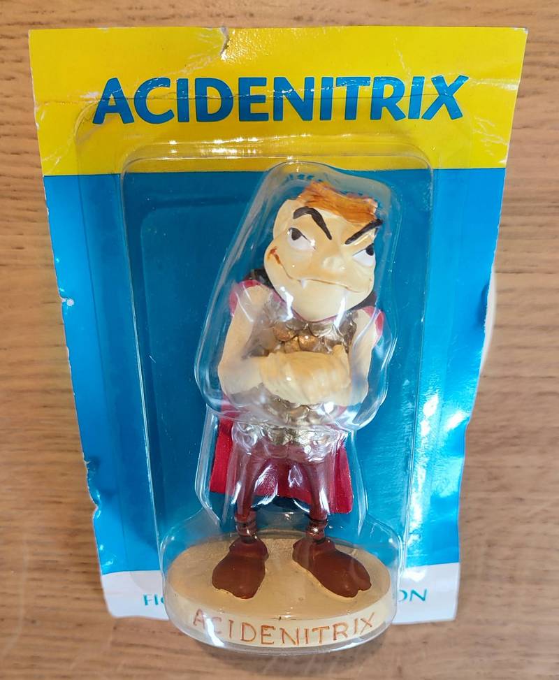 Figurine d'Acidenitrix