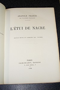 L'étui de nacre