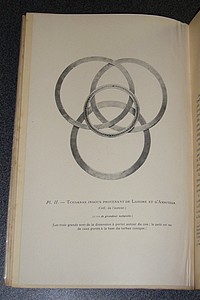 Les anneaux-disques préhistoriques et les Tchakras de l'Inde. Les armes étranges