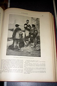 La Revue Mame 1904-1905 du N° 522 du 2 octobre 1904 au N° 573 du 24 septembre 1905