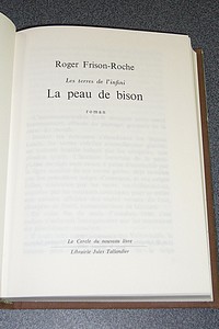 Les terres de l'Infini. La peau de bison