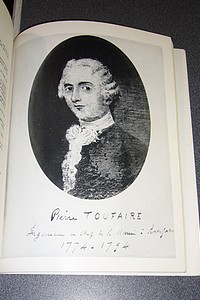 Mélanges historiques publiés à l'occasion du Tricentenaire de la fondation de Rochefort
