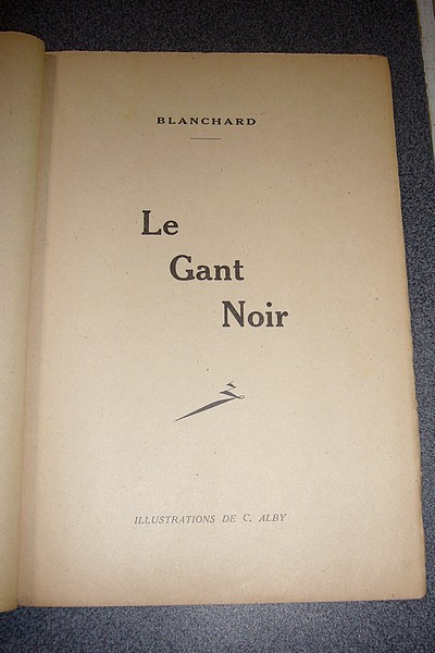 Le gant noir