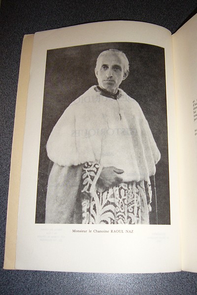 Études juridiques et Historiques dédiées à Monsieur le Chanoine Raoul Naz - Mémoires et Documents de la Société Savoisienne d'Histoire et d'Archéologie. Tome LXXXIV - 1971