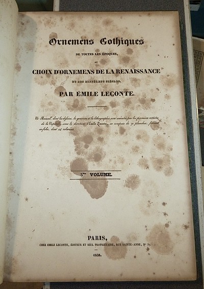 Ornemens Gothiques de toutes les époques et choix d'ornemens de la Renaissance et des différens siècles