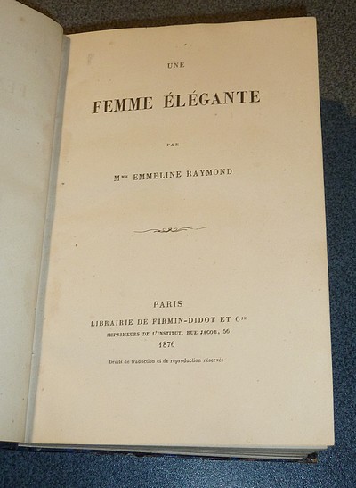 Une femme élégante