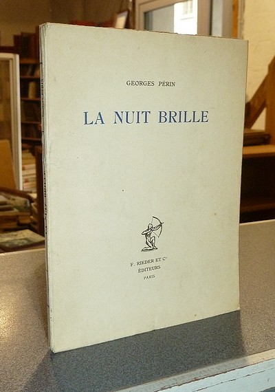 La nuit brille. Poèmes