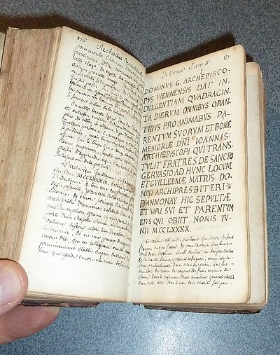 Les recherches du Sieur Chorier, sur les Antiquitéz de la Ville de Vienne, Métropole des Allobroges, Capitale de l'Empire Romain dans les Gaules, des deux Royaumes de Bourgogne, & présentement du Dauphiné (1658)