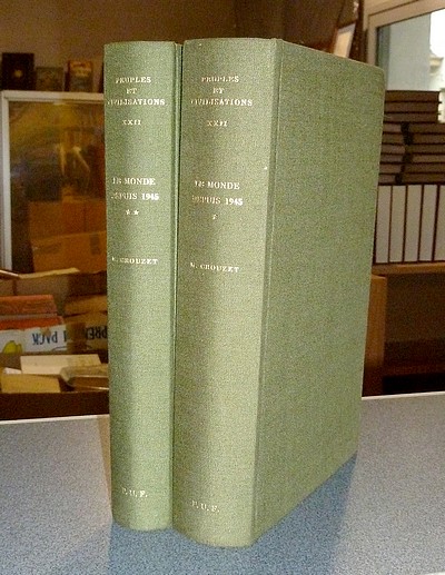 Le Monde depuis 1945 (2 volumes). Les pays riches et la troisième révolution industrielle ; Les...