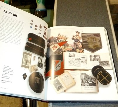 La Seconde Guerre Mondiale. 1939-1945. Objets et Uniformes