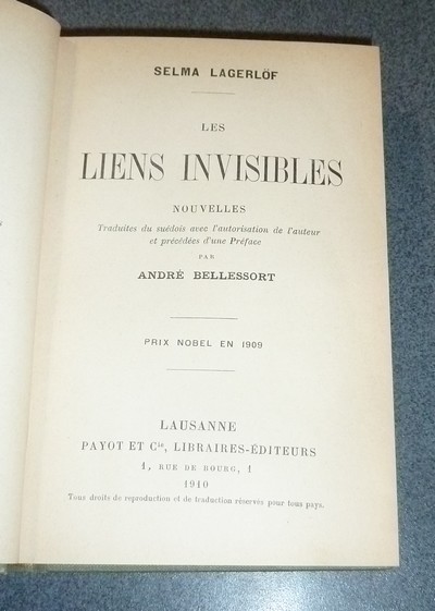 Les liens invisibles, Nouvelles