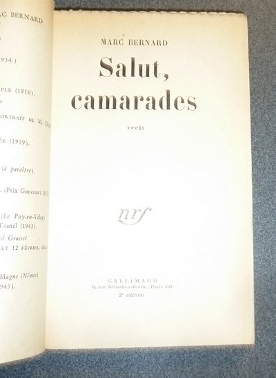 Salut, camarades. Récit