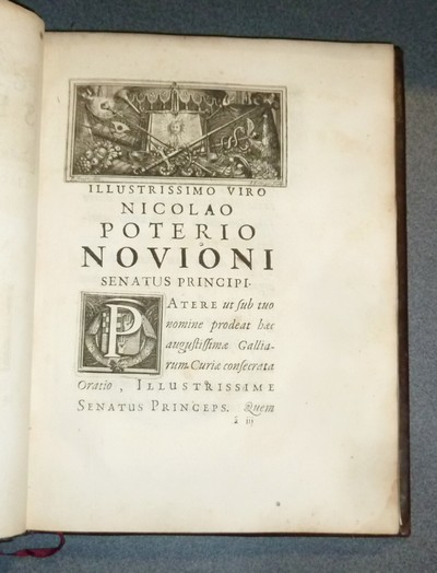 Augustissimo Galliarum Senatui, Panegyricus dietus in Regio Ludovici Magni Collegio Societatis Jesu. Explication de l'appareil pour la Harangue prononcée en l'honneur du Parlement de Paris