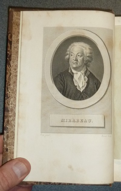 Oeuvres de Mirabeau précédées d'une notice sur sa vie et ses ouvrages par M. Mérilhou (9 volumes), joint « Souvenirs sur Mirabeau et sur les deux premières Assemblées législatives », par Etienne Dumont de Genève