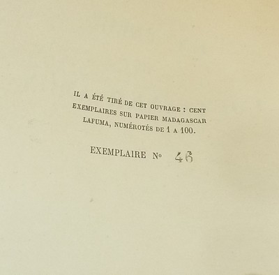 En marge de Tout-Ankh-Hamon