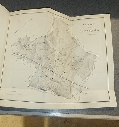 Histoire de Grésy-sur-Aix, contenant l'histoire féodale, paroissiale et municipale de cette commune, de son prieuré, de ses châteaux, hameaux, de ses familles notables et principaux citoyens, la description de la cascade, de ses antiquités, etc.