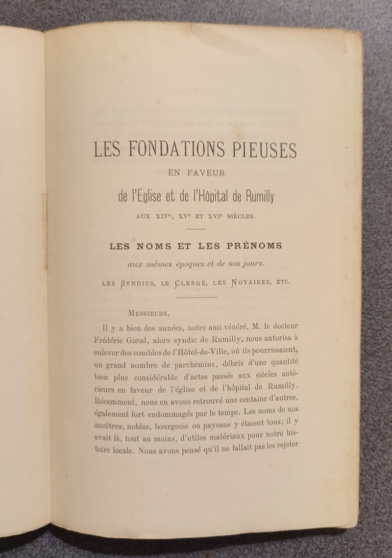 Corps des Fondations pieuses en faveur de l'église de Ste-Agathe et de l’Hôpital de Rumilly de 1335 à 1600