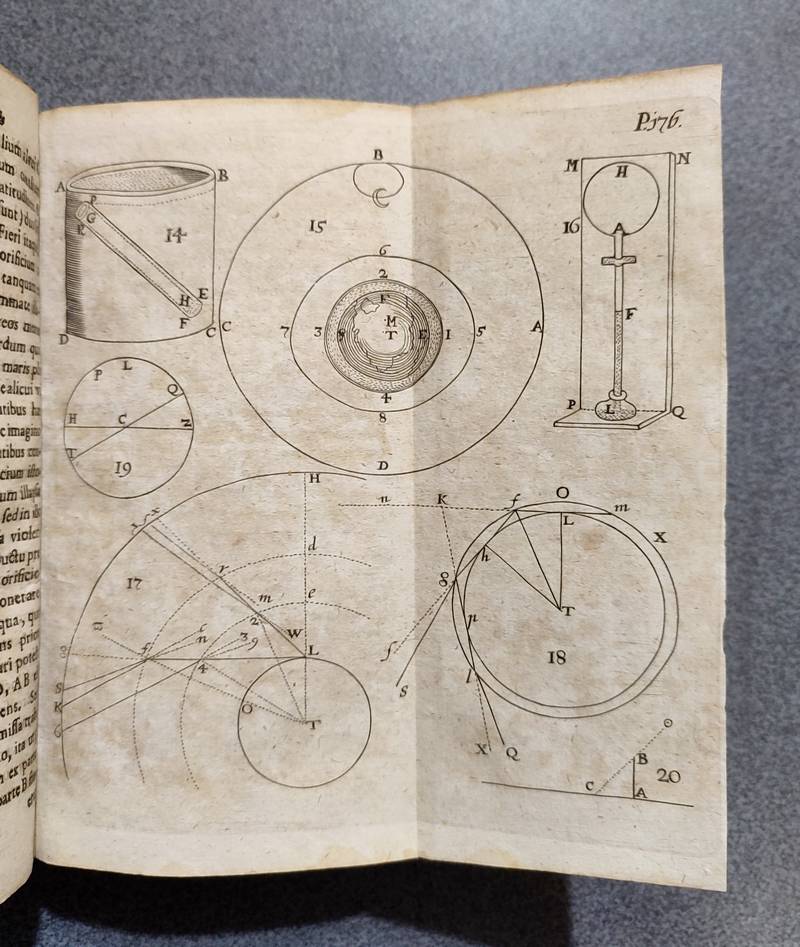 Geographia generalis, in qua affectiones generales telluris, explicantur summa cura quam plurimis in locis emendata,& XXXIII. Schematibus novis, aeri incisis unal cum tabb. aliquot quae desiderabantur aucta & illustra ab Issaco Newton, Math. prof.