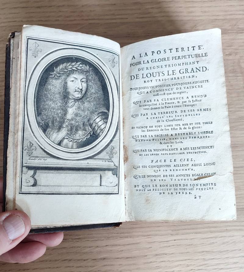 Abbrégé chronologique ou extraict de l'Histoire de France (1676, 8 volumes) Commençant à Faramond, & finissant à la fin de Règne de Charlemagne