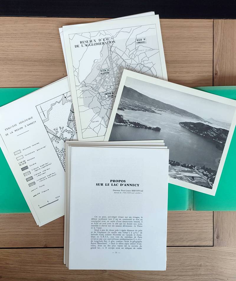 Cahier de Documentation N° 1 - 2 - 3 - 5 - 6 - 7 - 8 édité par la société des Amis du vieil Annecy