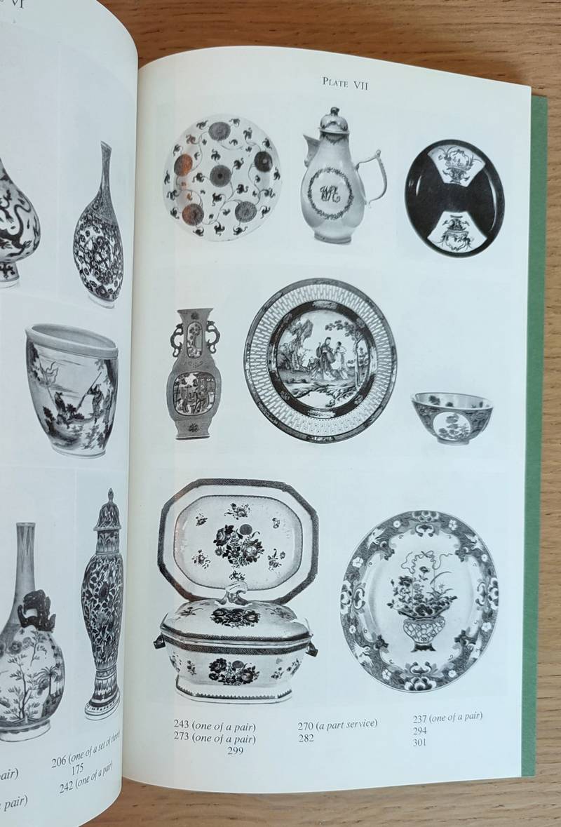 Sotheby and Co. Catalogue of chinese snuffbottles works of art and oriental ceramics. 10 th april 1973