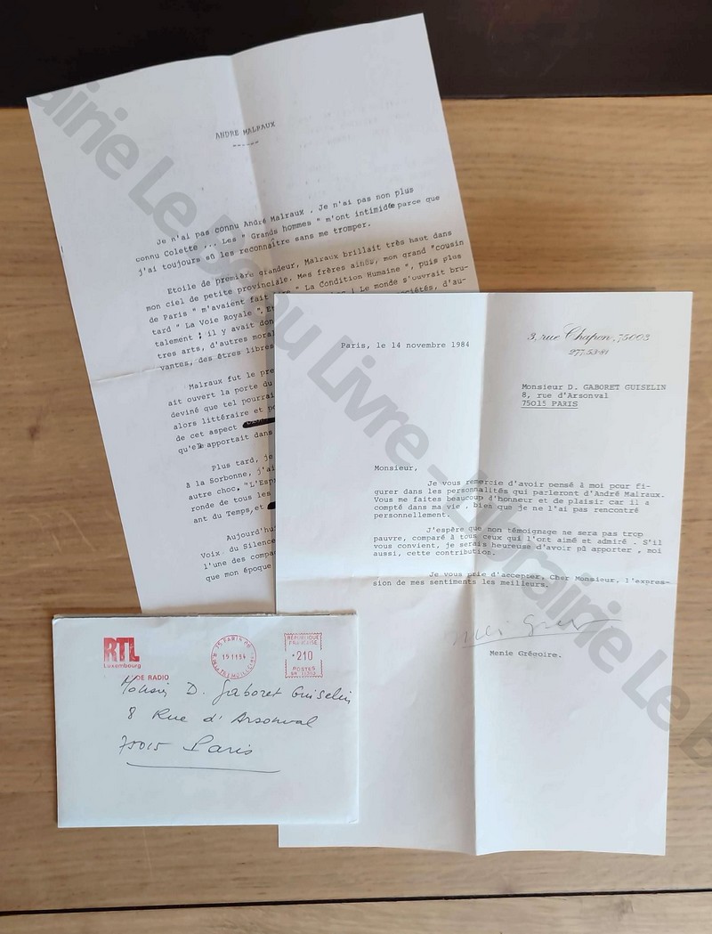 Lettre autographe de 9 lignes signée de Menie Grégoire en date du 14 novembre 1984, avec un...