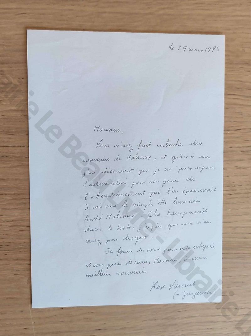 Lettre autographe de 10 lignes signée en date du 29 mars 1985 de Rose Vincent, suivi de deux feuilles tapuscrites signée Rose Vincent en date du 28 mars 1985