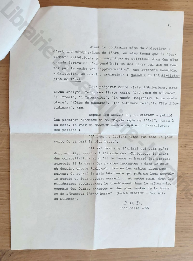 Deux lettres tapuscrites signée de Jean-Marie Drot en date 21 août 1982 et 15 octobre 1982, suivi d'un texte tapuscrit de 2 feuilles A4 « Une métaphysique de l'art »