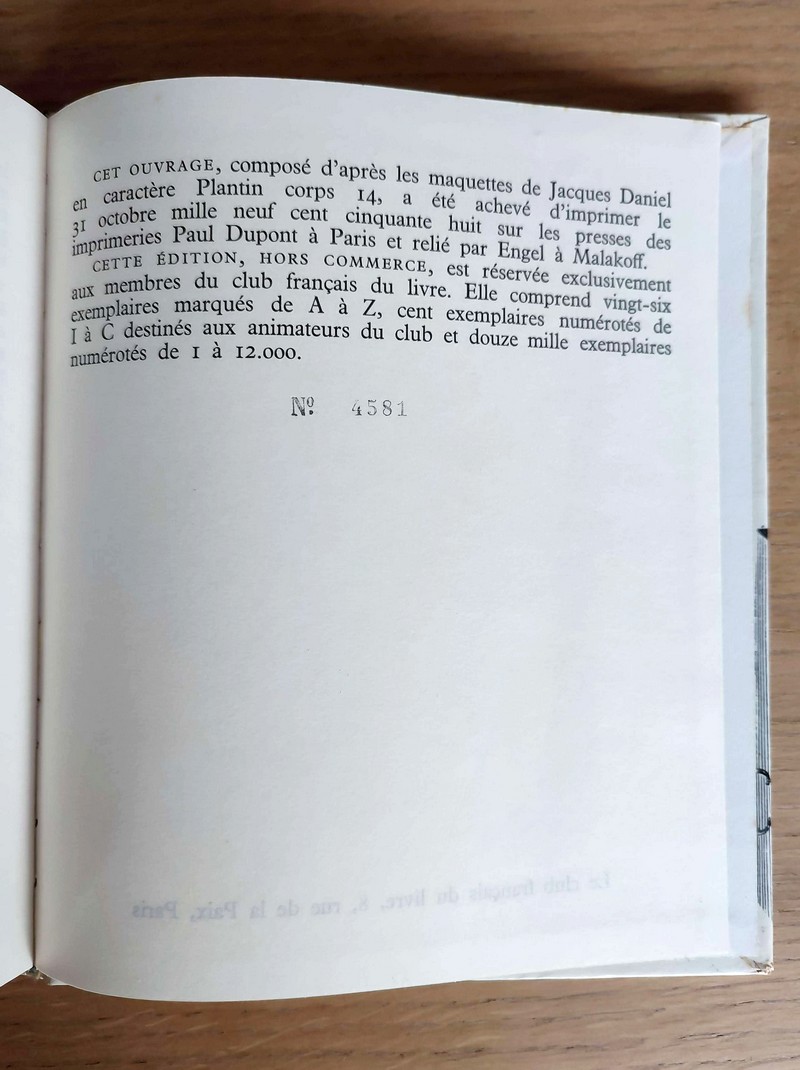 Les Mille et une nuits contées aux enfants sages de la perse, de l'inde, de l'Arabie, de toutes les iles et d'ailleurs, par la princesse Schéhérazade, mille quatre vingt dix septième épouse du sultan Schariar