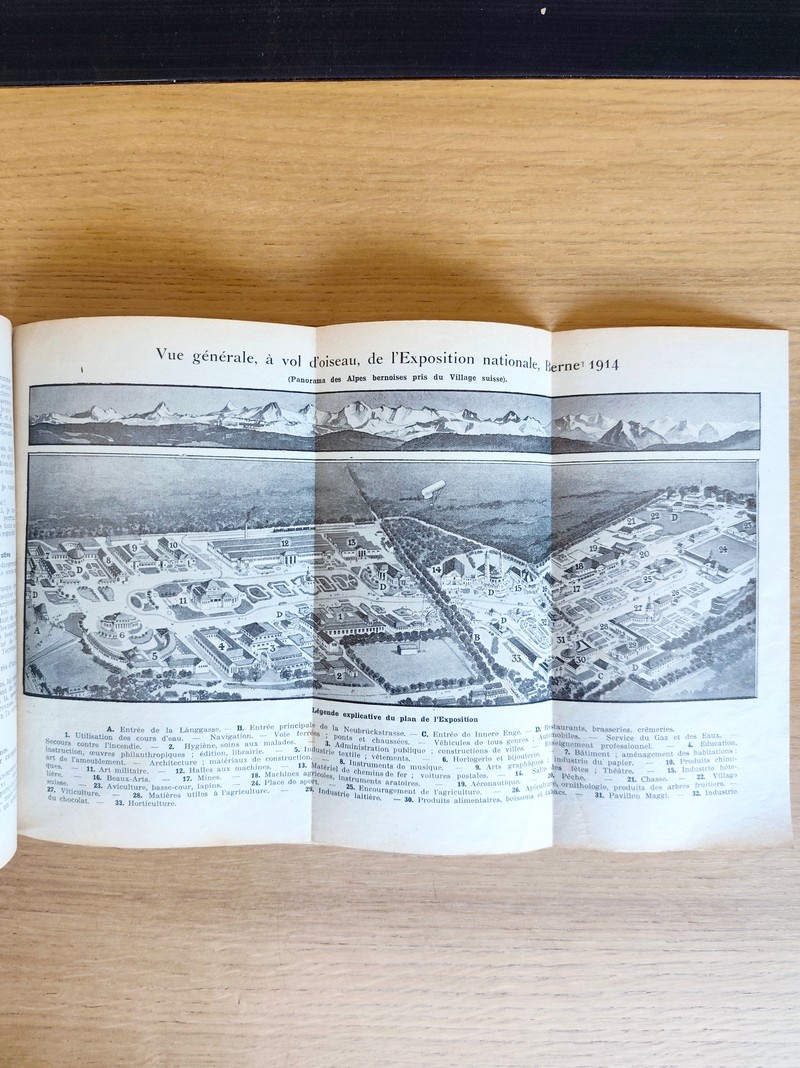 Le Véritable Messager Boiteux de Berne et Vevey, pour l'An de grâce 1915. Almanach historique. 208e année