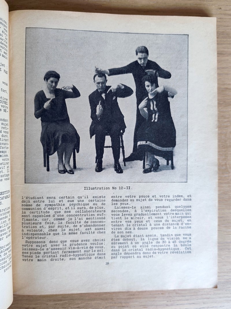 Système complet d'influence personnelle et de guérison. Cours original illustré. Leçons sur la suggestion, la thérapeutique suggestive, l'influence personnelle, le magnétisme, l'entrainement de la mémoire...