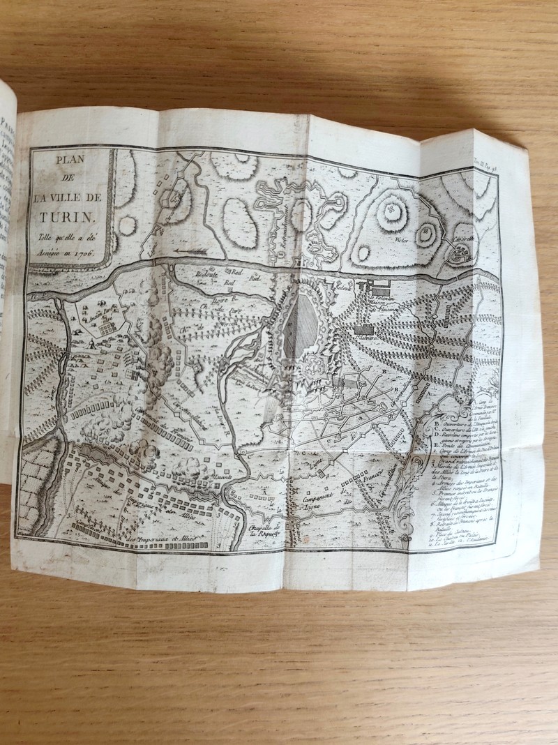 Histoire du Prince Eugène de Savoye, Généralissime des Armées de l'Empereur & de l'Empire (5 volumes 1770)