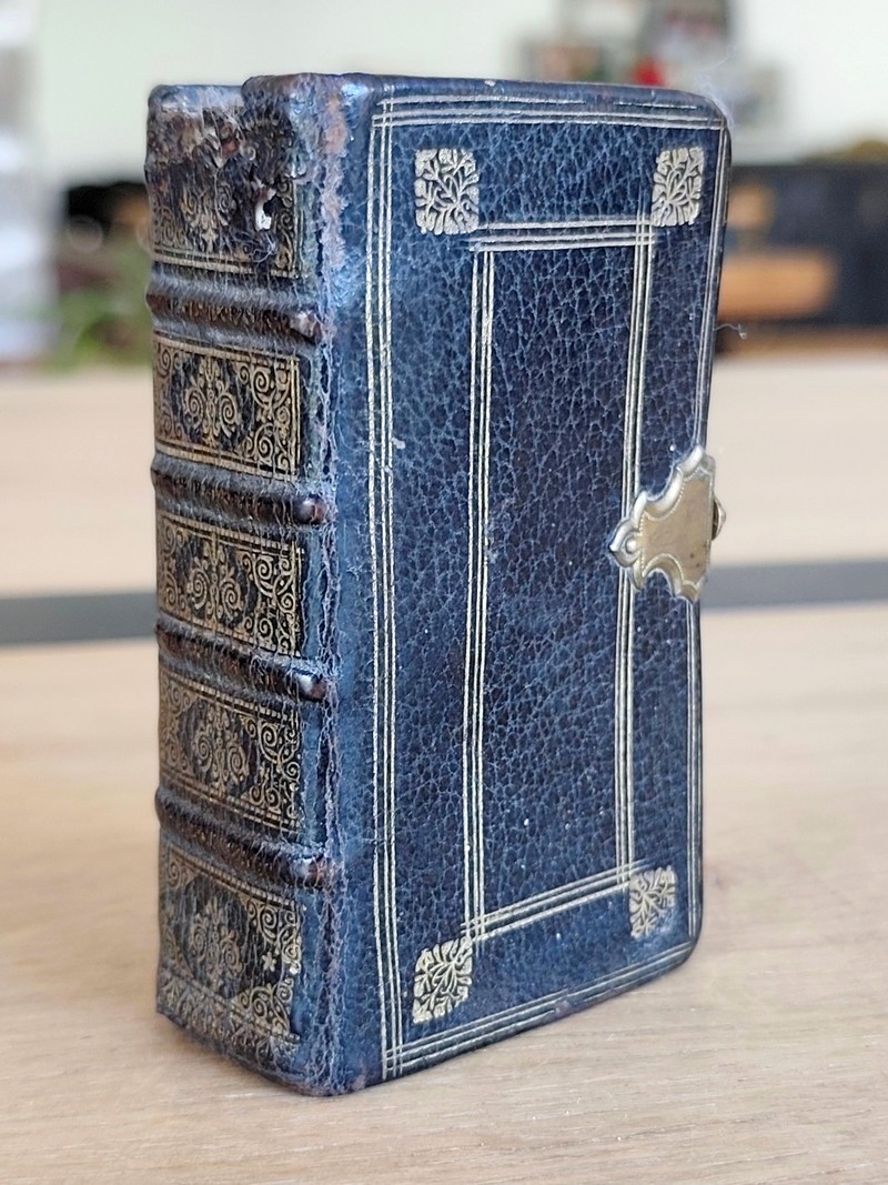 Horae Diurnae, Brevarii romani, ex decretosancrosancti concilii Tridentini restituti, Pii V Pont. Max. jussu editi, Clementis VIII. Urbani VIII....