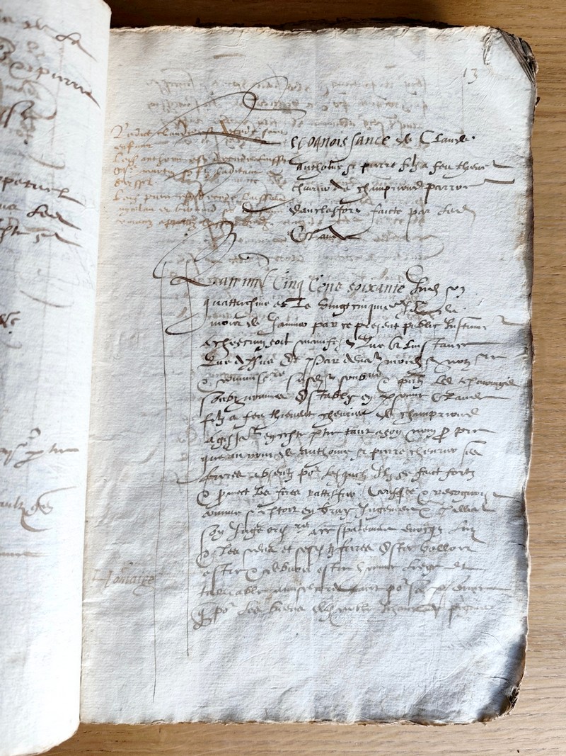 (Terrier) Extrait des recognoissances du Seigneur de Fontany lieu la paroisse d'Anclaffort, 1560 - Protégé par un parchemin comme remploi d'un acte pontifical de nomination de Jean des Chênes par Paul II daté de Rome, près de Saint-Pierre, le 8 septembre 1470 à l'abbaye de Saint-Pons (Nice) en lieu de ses fonctions d'Abbé commendataire à l'Abbaye de Hautecombe (Savoie)