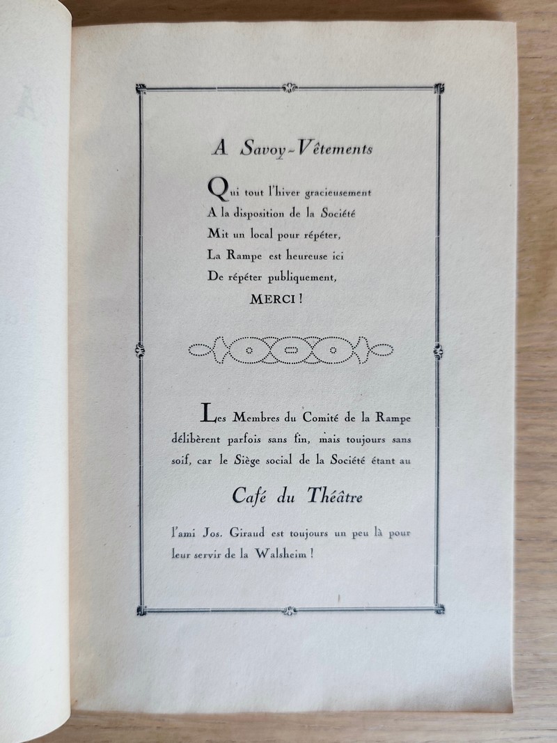 A l'encre de Chine - Revue locale et satirique à grand spectacle, jouée au Théâtre de Chambéry par la société « La Rampe de Chambéry »