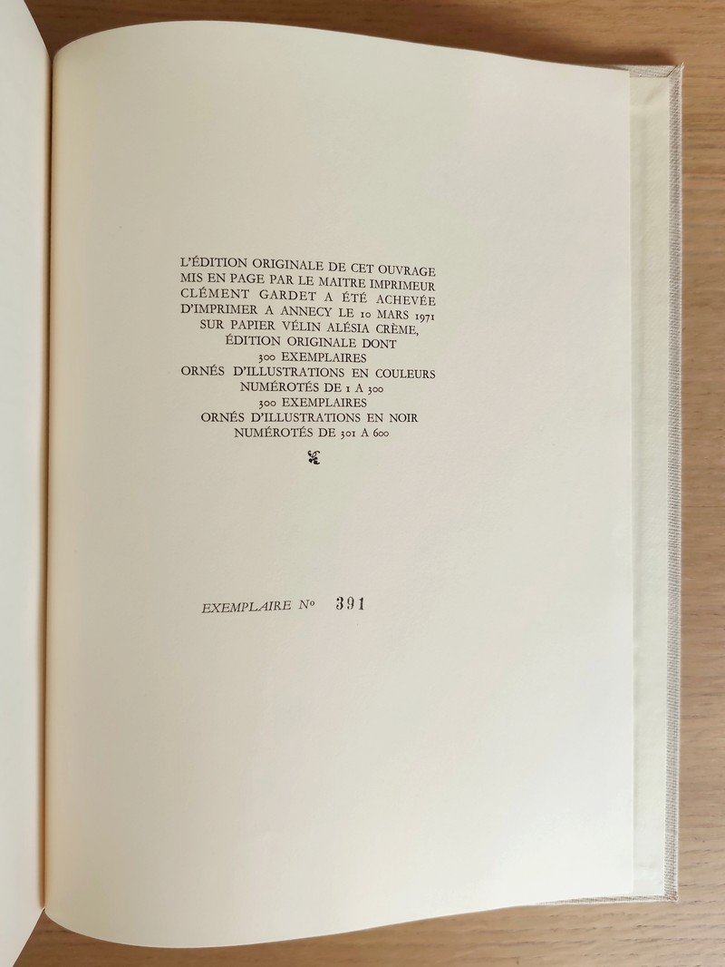 Une vallée insolite, Chamonix, le Mont-Blanc, La Savoie (2 volumes). Histoires des origines à 1860