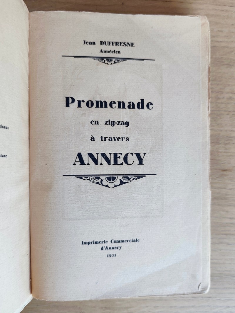 Promenade en zig-zag à travers Annecy