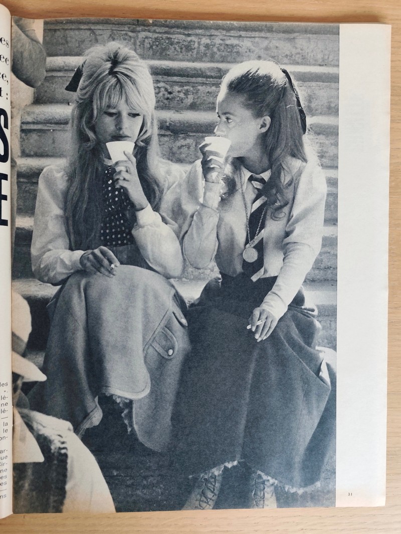 Brigitte au Mexique (Brigitte Bardot). Jours de France 535 du 13 février 1965