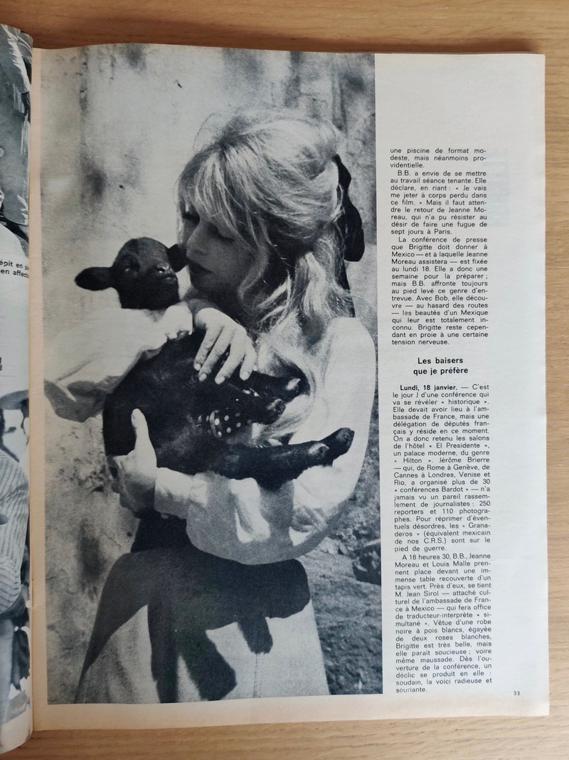 Brigitte au Mexique (Brigitte Bardot). Jours de France 535 du 13 février 1965