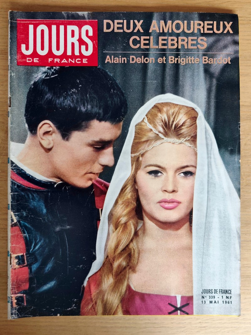 Deux amoureux célèbres, Alain Delon et Brigitte Bardot. Jours de France 339 du 13 mai 1961