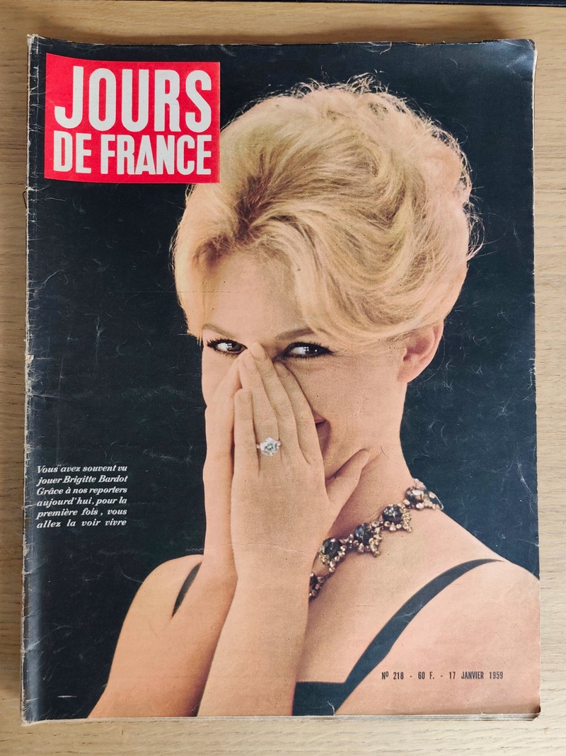 Vous avez souvent vu jouer Brigitte Bardot, grâce à nos reporters, aujourd'hui, pour la première...
