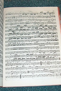 Six quartets for two violins a Tenor and vioncello. Suivi de : Six quatuors concertants à deux violons alto et basse dédiées à Monsieur Haydn par son élève Igna. Pleyel