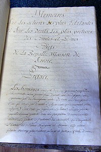 Mémoires sur les actions les plus éclatantes et sur les droits les plus prestigieux des Comtes et Ducs, Chefs de la Royale Maison de Savoie (Manuscrit)